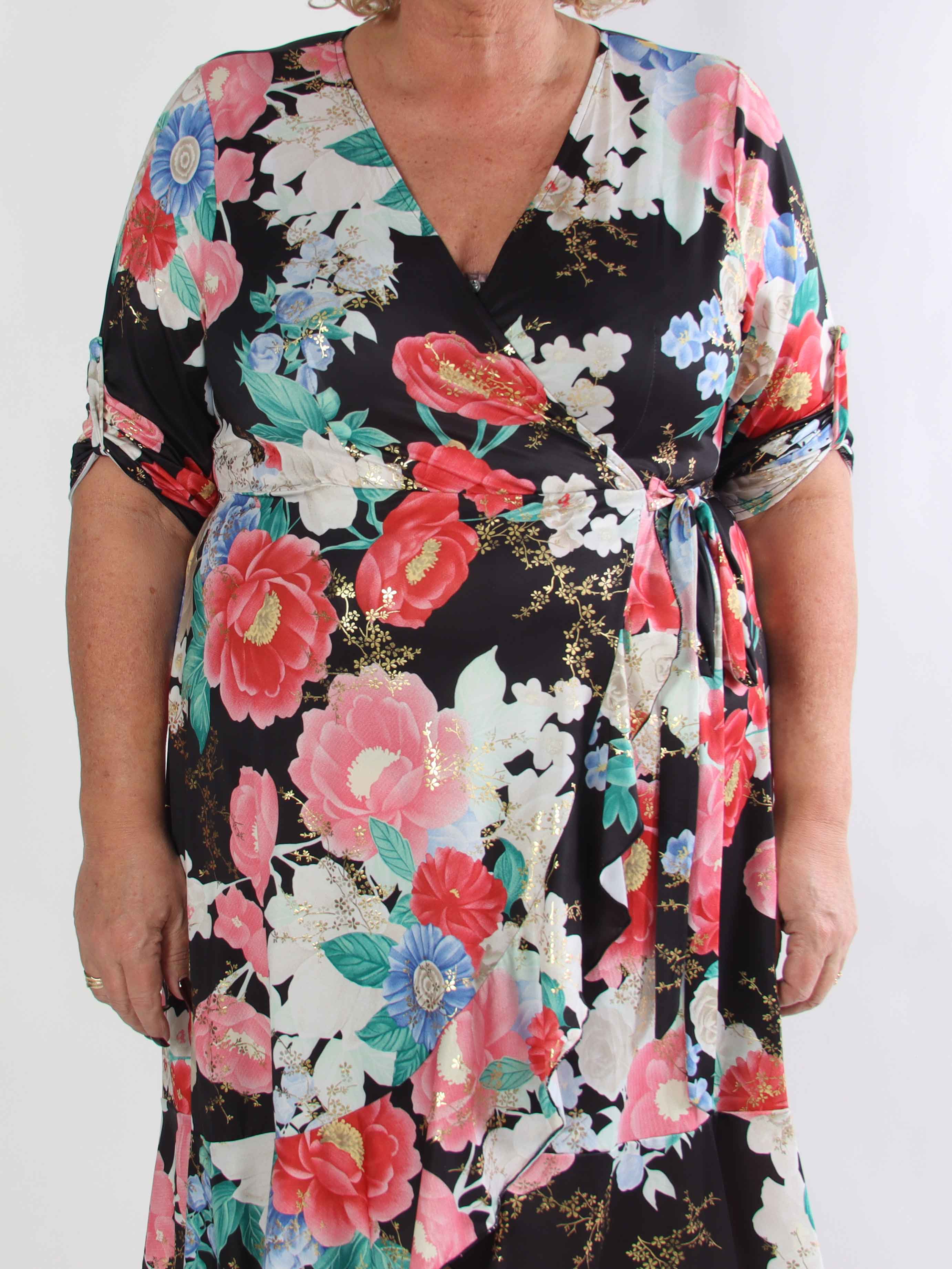 Savina Flower - Blomstret elastisk plus size kjole i slå-om-look